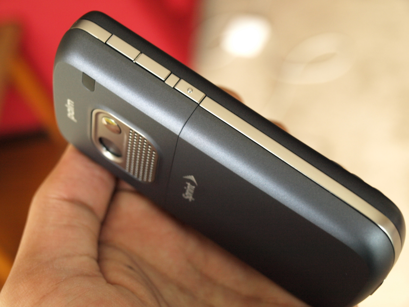 Illustration for article titled Lightning Review: Palm Treo 800w Smartphone